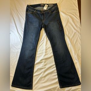 Torrid Luxe Slim-Boot Super Stretch Mid-Size Jean Pant. Size 12 Tall